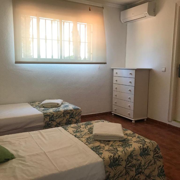Chalet Beach and Golf Santa Pola Alicante Jupalca - Casa de 5 dormitorios - 4