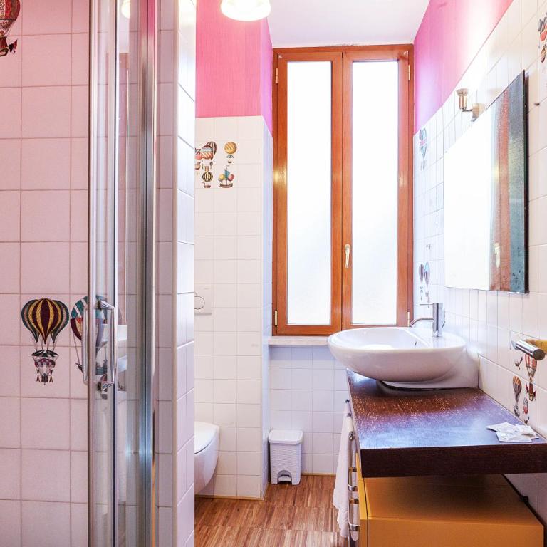 Ostiense Suites - Double Room with Private Bathroom - 2