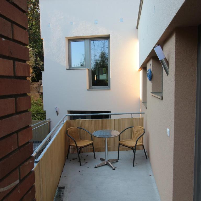 HeRo´s Home - Apartment 5 mit Gartenblick - 2