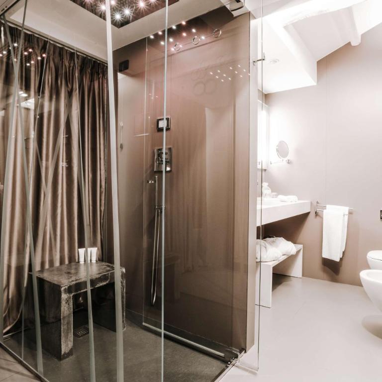 The Glam Boutique Hotel & Apt - Camera King Deluxe - Non Fumatori - 2