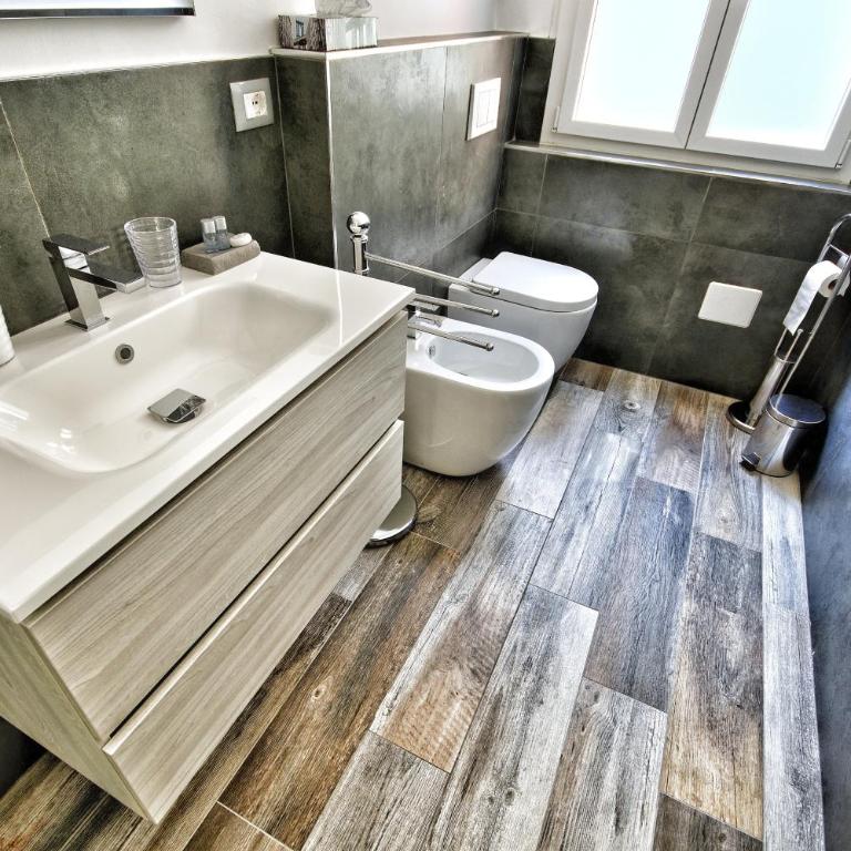 Casa Montanari B&B - Camera Matrimoniale/Doppia con Letti Singoli con Bagno Privato - 18
