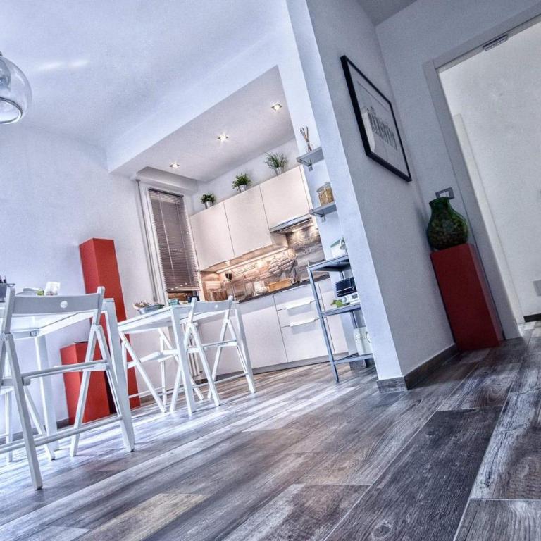 Casa Montanari B&B - Camera Matrimoniale/Doppia con Letti Singoli con Bagno Privato - 1