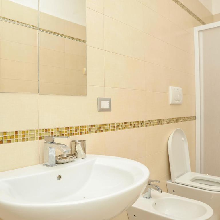Oasi Degli Allori - Habitación Triple con vistas al jardín - 7