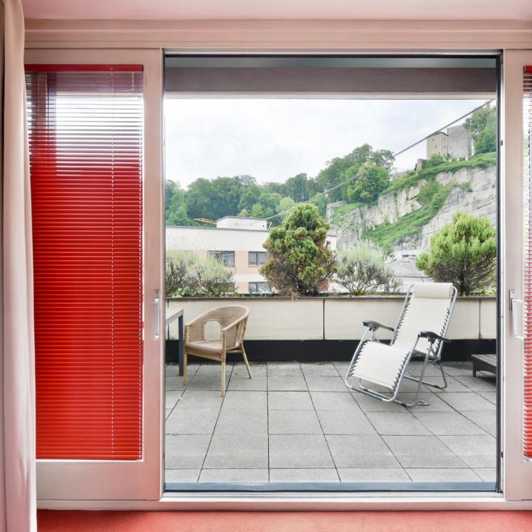 Hotel Neutor Express - Comfort Doppelzimmer mit Balkon - 2