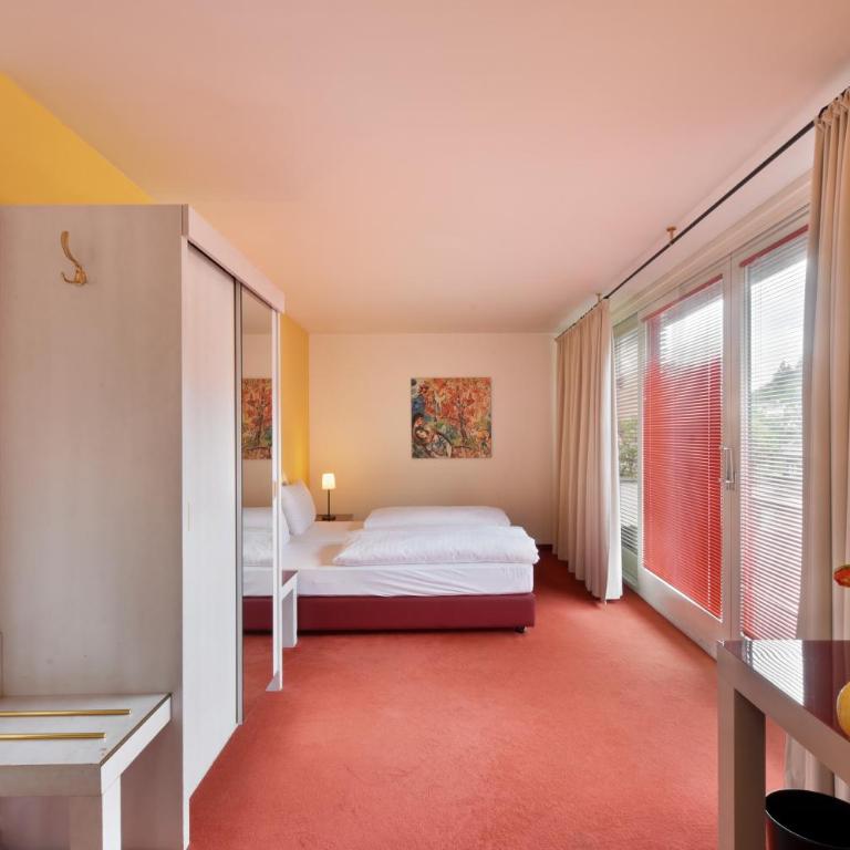Hotel Neutor Express - Comfort Doppelzimmer mit Balkon - 8