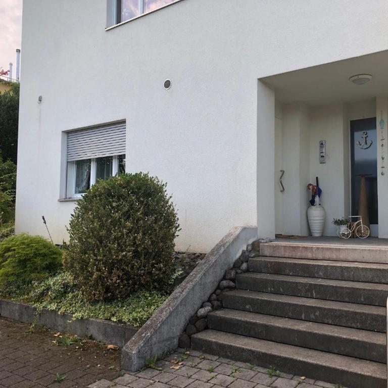Charming Studio near Rotsee Lucerne Kitchen, WiFi, Washing machine - Apartment - 12