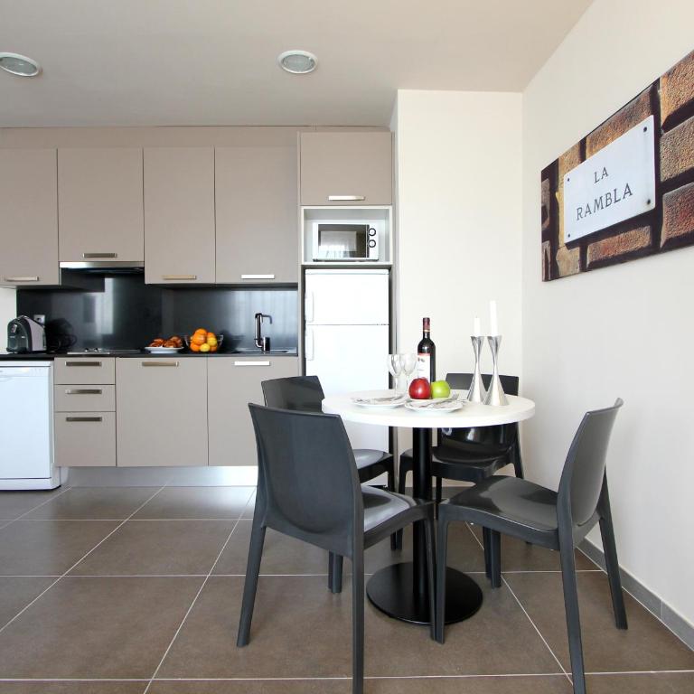 Pierre & Vacances Barcelona Sants - Studio (2-4 Adults) - 1