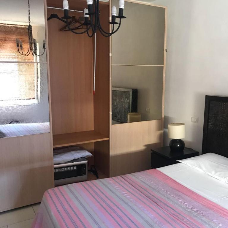 Mavi's bedrooms - Camera Matrimoniale con Bagno in Comune - 3