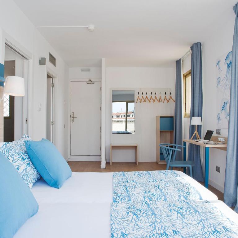 Hotel Salou Beach Family Rentalmar - Habitación Familiar (4 adultos) - 1