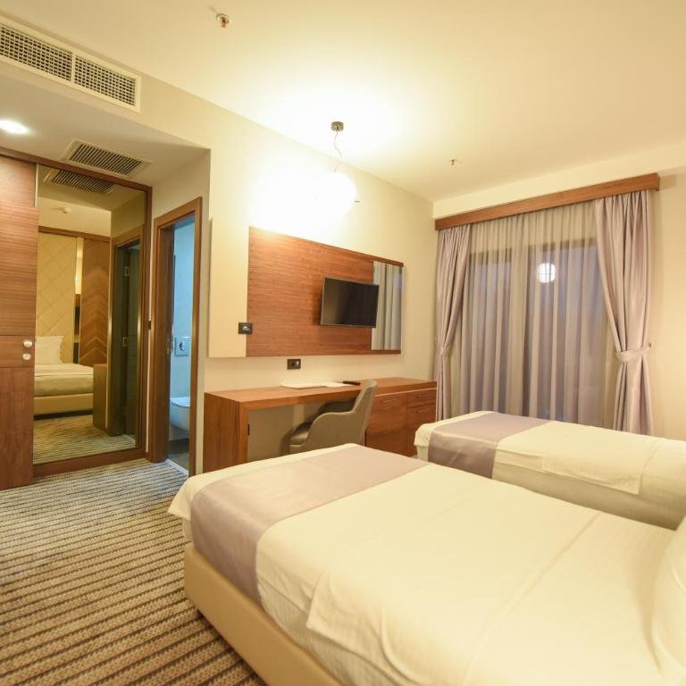 Hotel Union - Superior Twin Room - 3