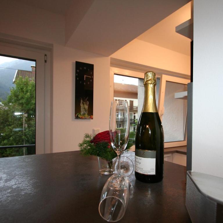Alpenflair Ferienwohnungen Whg 106 - Apartment - 10