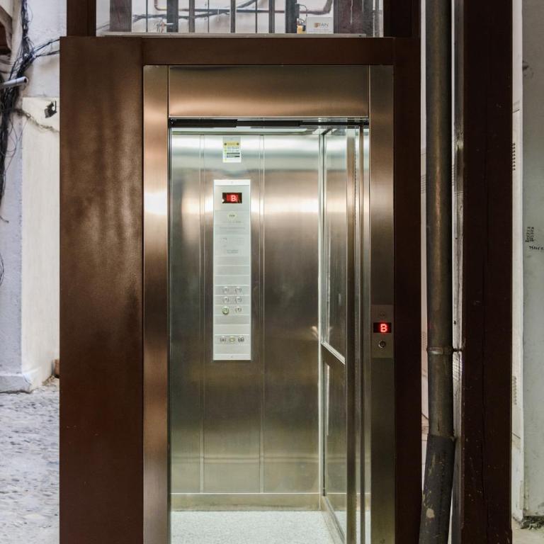 Reina Sofía - Buhardilas con encanto, AC - Apartment - 21