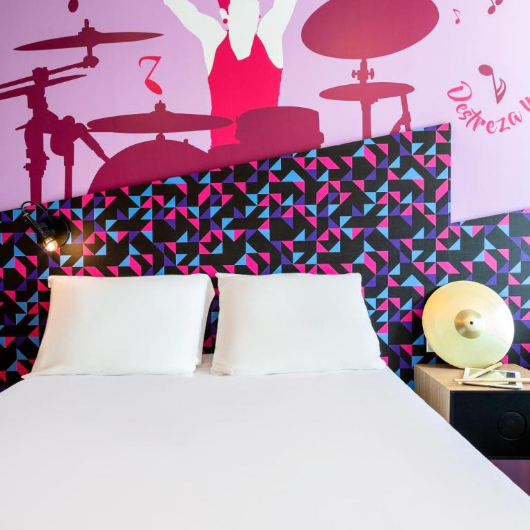 Ibis Styles Merida Galerias - Standard Room with Twin Double Beds - 12