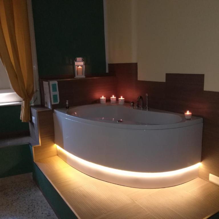 BellAqua - Queen Room with Spa Bath - 19