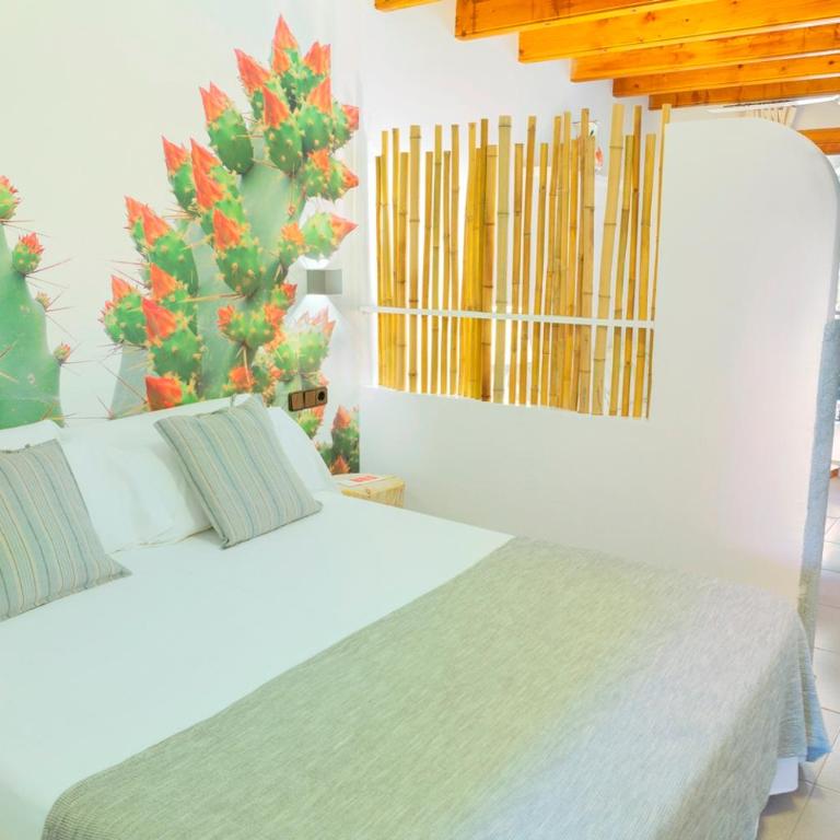 Es Baulo Petit Hotel - Romantic Special Offer - 2