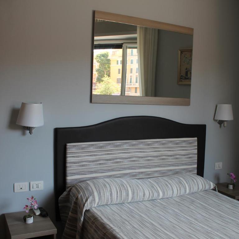 St. Anthony Guest House - Camera Matrimoniale con Bagno Privato - 9