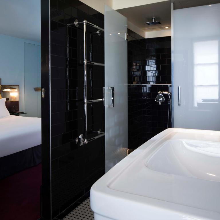 Hôtel Saint-Marc - Chambre Exécutive - Accès à Piscine et Hammam sur Réservation - 1