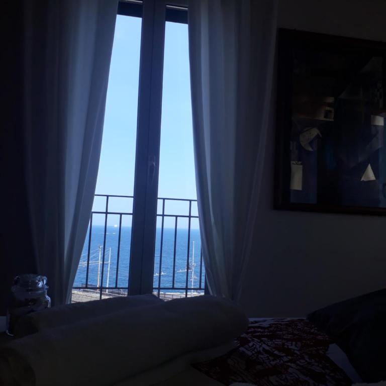 Sea View Apartment - Apartment with Sea View - 10