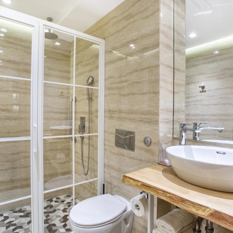 One Luxury Suites - Komfor Studio Apartman - 3