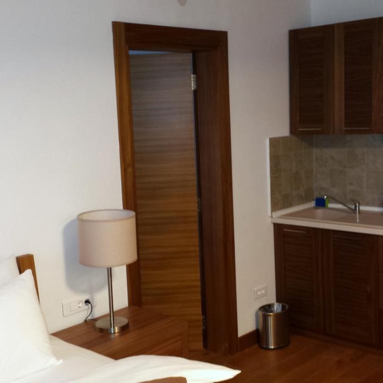 Apartments B229 & B230 in Aparthotel Vucko, Jahorina -private host - Apartment with Partial Mountain View (B230) - 15
