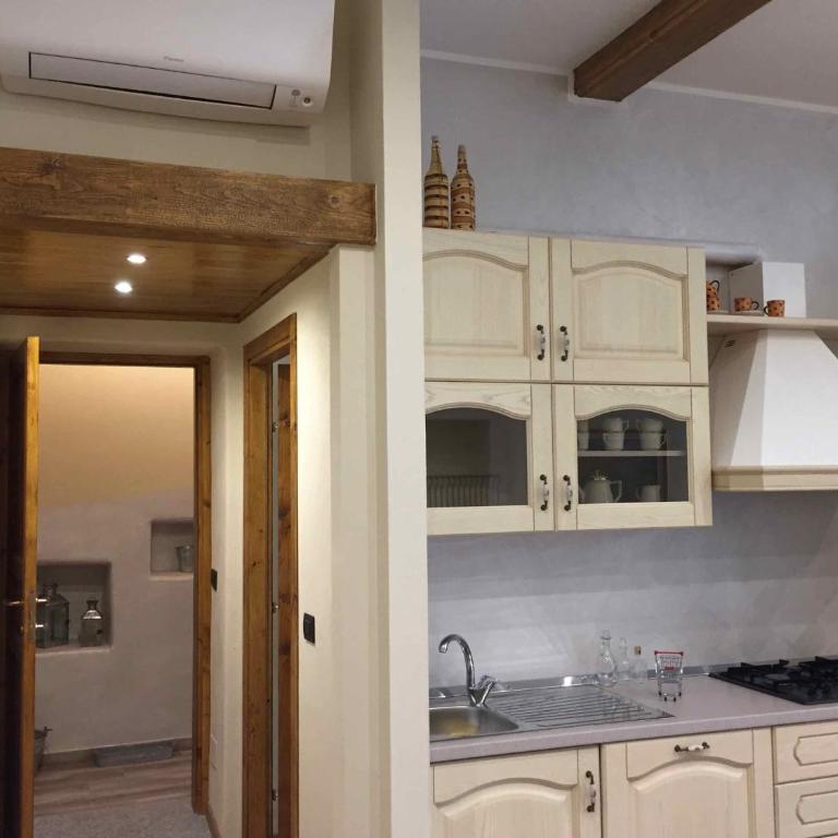 Lovely Apartments Barra di ferro centro Storico Cuneo - One-Bedroom Apartment with View - 3