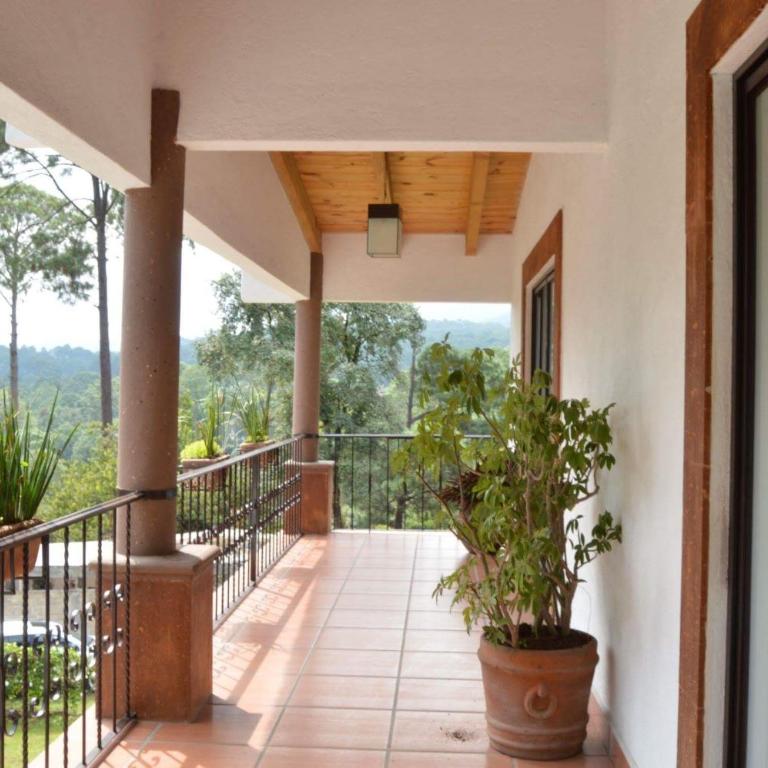 Betos Departamentos - Apartamento con vistas a las montañas - 2