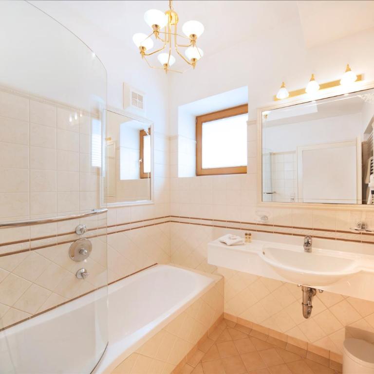 Hotel Garni Glockenstuhl - Apartment - 1