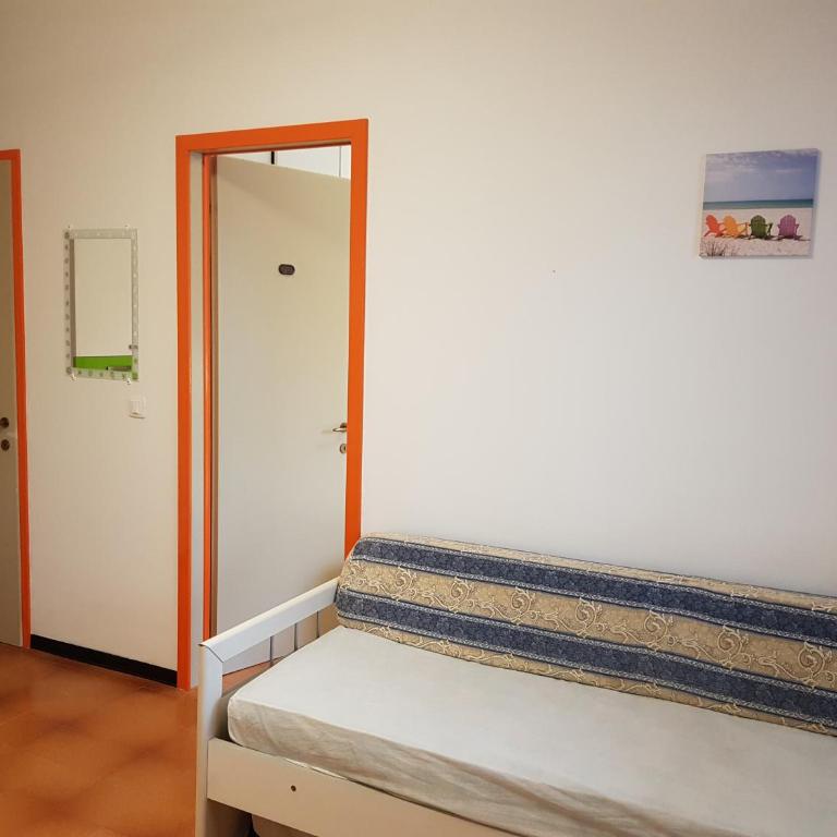 Adriella apartments - One-Bedroom Apartment with Terrace - 31