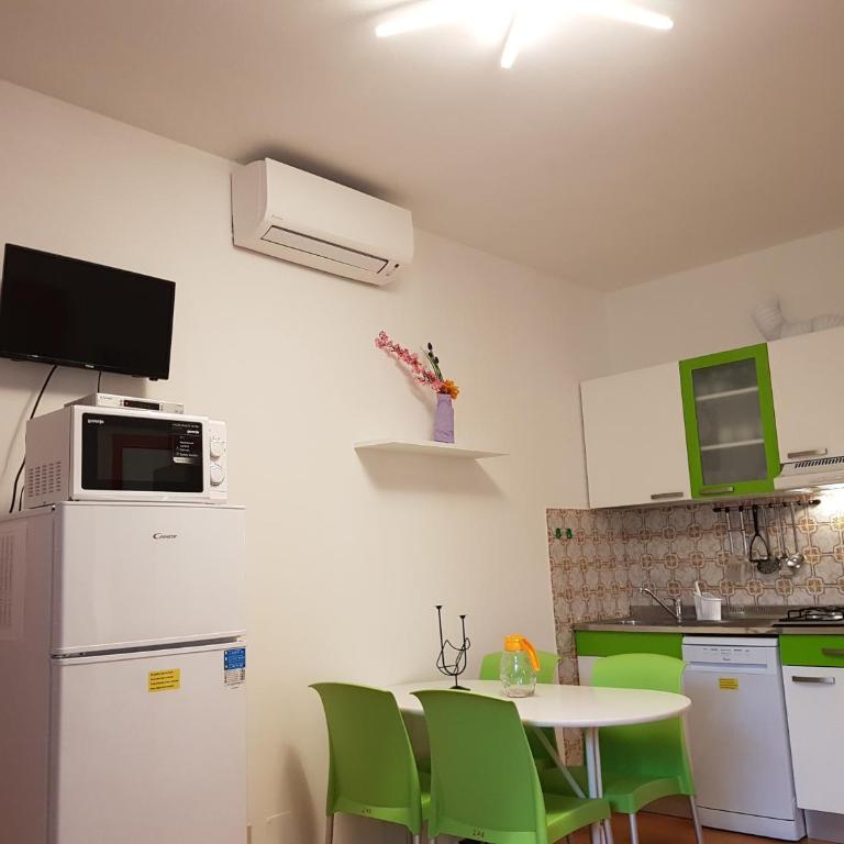 Adriella apartments - One-Bedroom Apartment with Terrace - 23