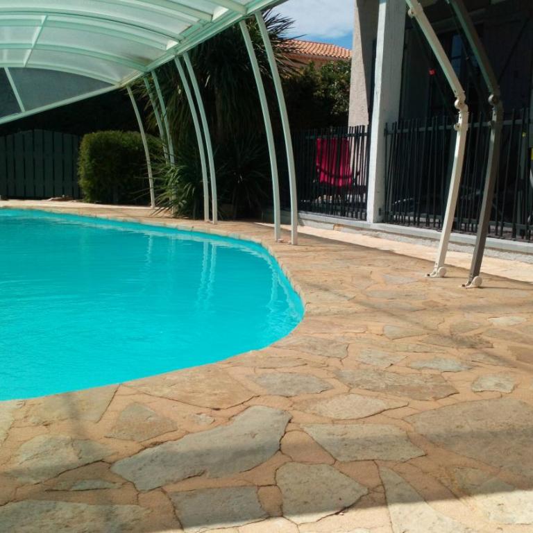 villa provençal avec piscine a vias de 10 personnes - Maison de Vacances - 9