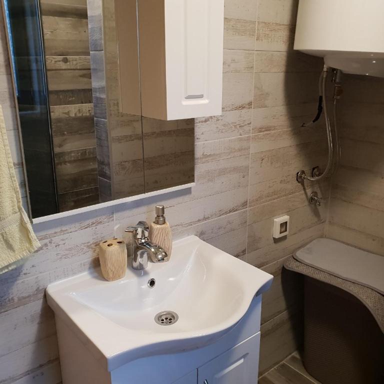 Woodland - Two-Bedroom House - 71