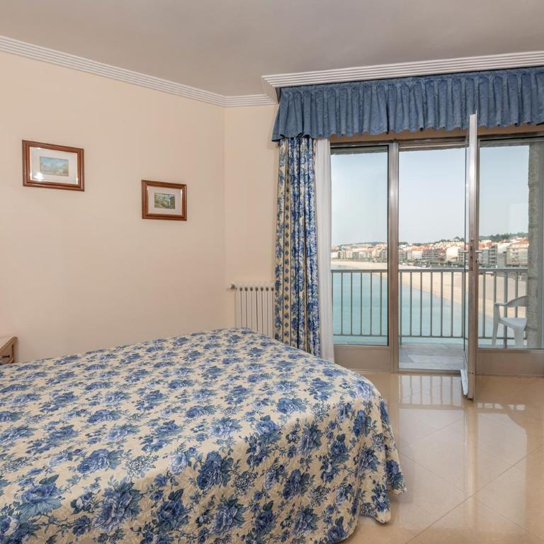 Hotel Minso - Habitación Doble Deluxe con balcón y vistas al mar - 18