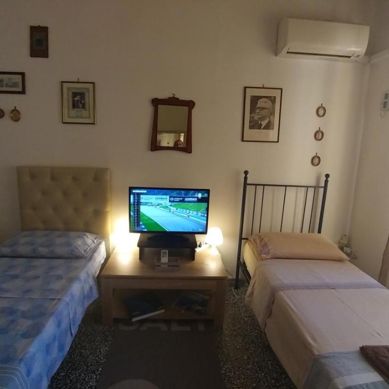 Miky M House B&B - Quadruple Room with External Private Bathroom - 9