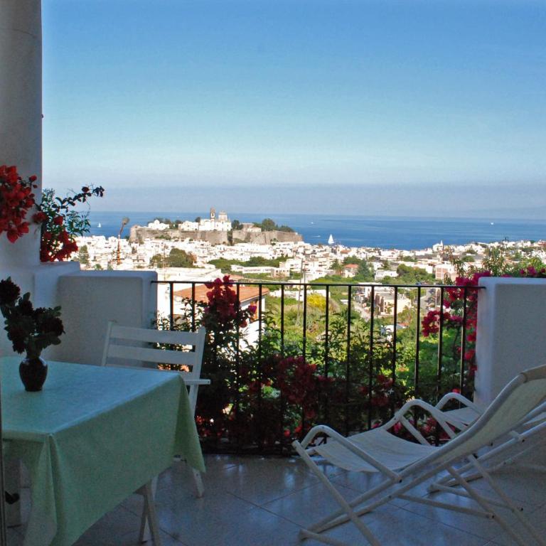 Costa Residence Vacanze - Monolocale con Vista Mare (3 Adulti) - 10