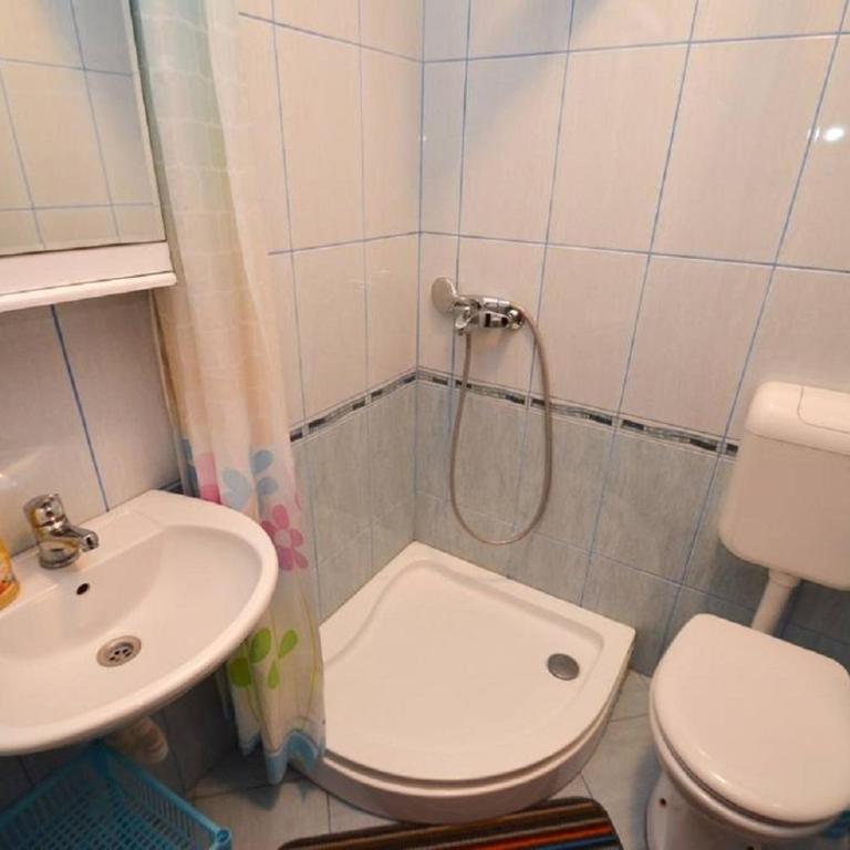 Apartments Vukotic - Apartment with Sea View - 10