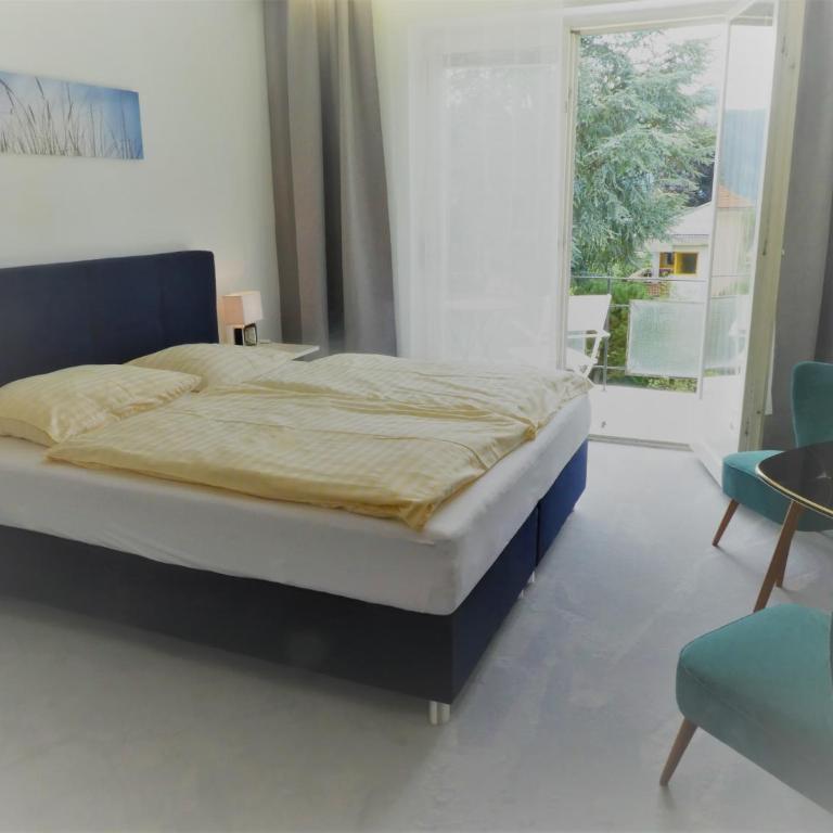 Villa Rauter - Doppelzimmer mit Balkon - 3
