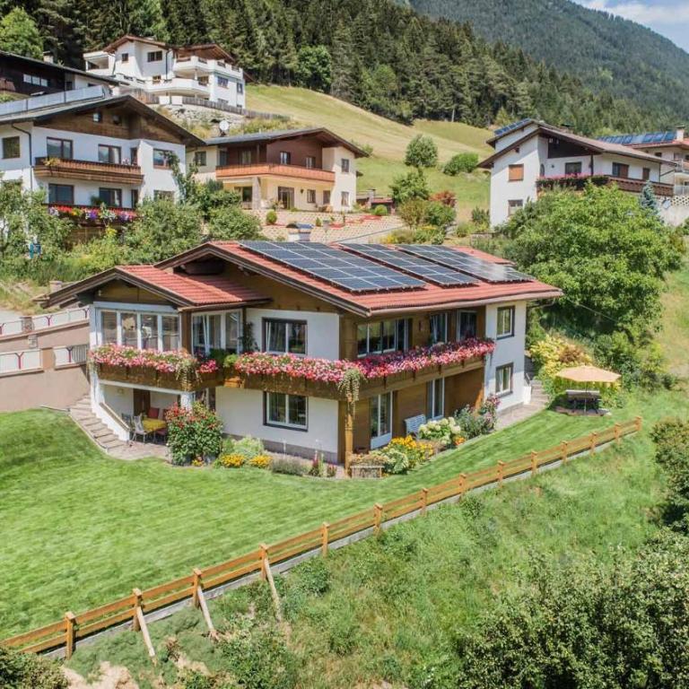 Haus Auer Theresia - Apartment mit 2 Schlafzimmern und Terrasse - 1