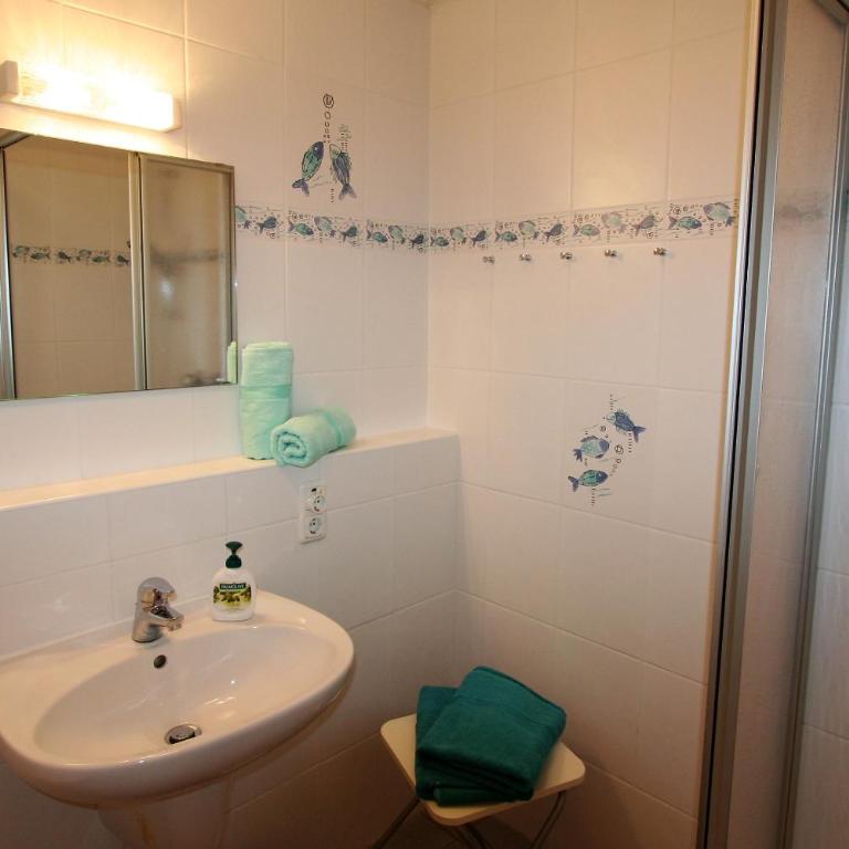 Alpenflair Ferienwohnung Whg 108 - Apartment - 5