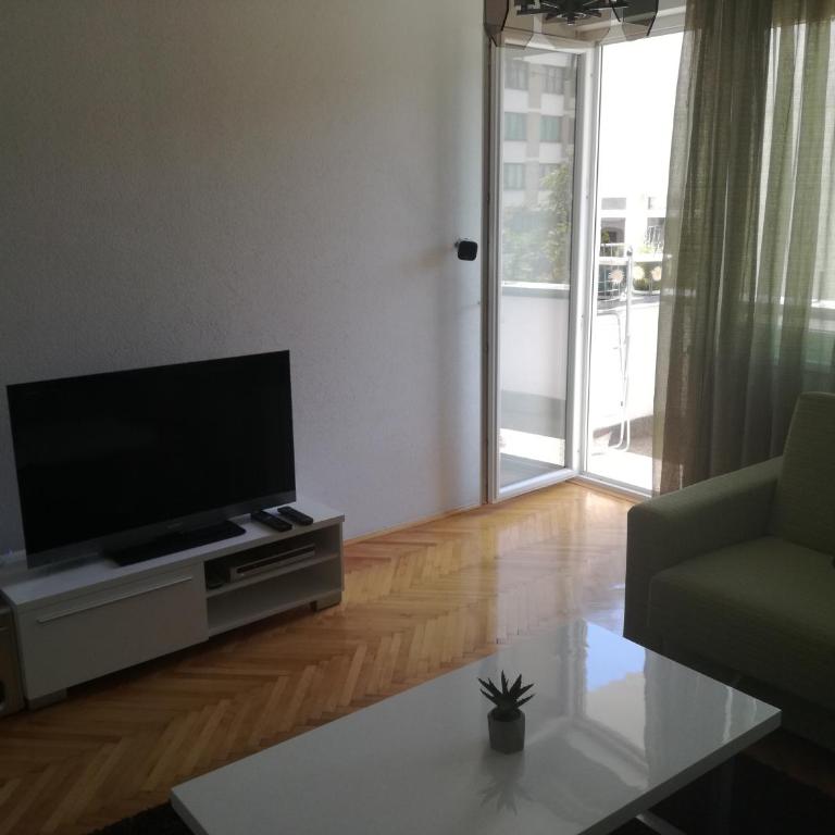 Apartman ANE - Apartman sa Balkonom - 8