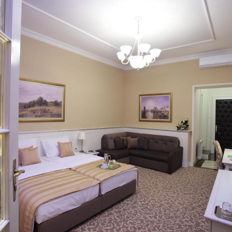 Booking Rooms - Superior Double or Twin Room - 6