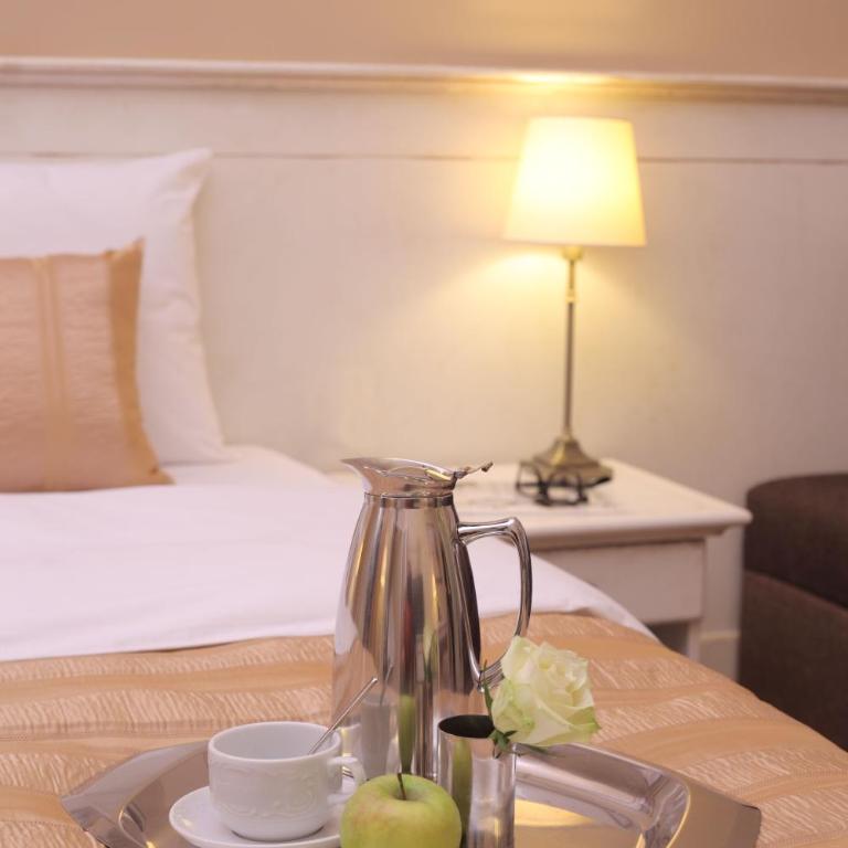 Booking Rooms - Superior Triple Room - 7