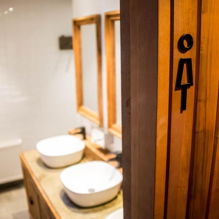 Hostal Boutique Factoria Patagonia - Habitación Cuádruple con baño compartido - 7