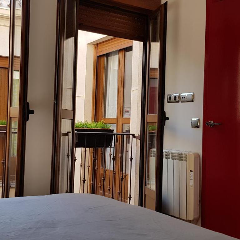 Santa Ursula 2 dormitorios Parking Público por horas a 50 m 18 euros dia - Apartamento - 22