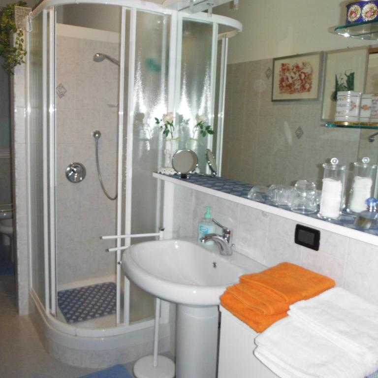B&B Villa Olmo - Double or Twin Room - 26