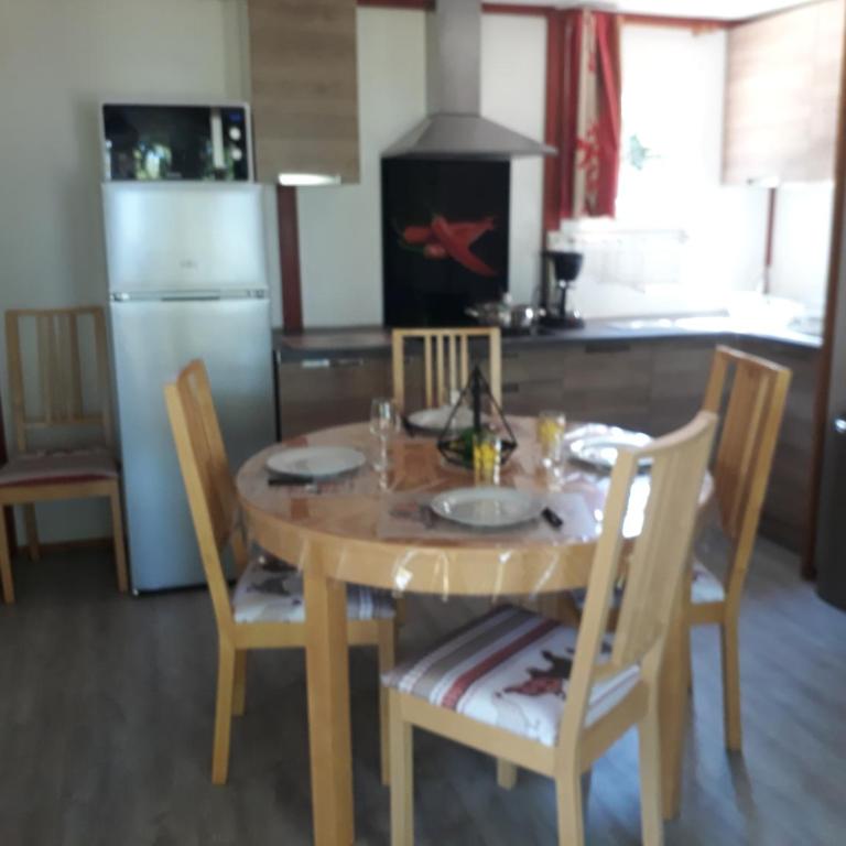 Les Chalets d'Argentouleau - Comfort Chalet mit 2 Schlafzimmern - 7