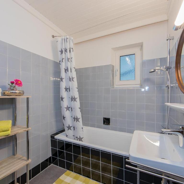 Ferienhaus Neureiter - Appartamento con Vista Giardino - 12