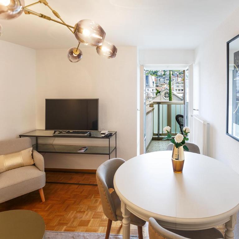 Central Apartment with Terrace - Apartment - 8