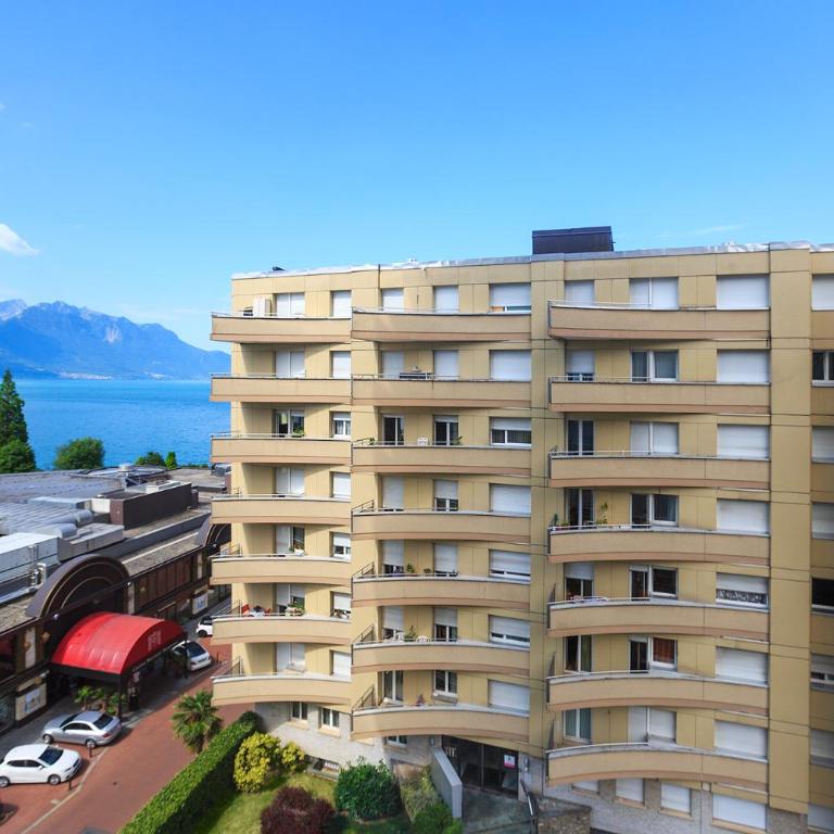 Central Apartment with Terrace - Apartment - 11