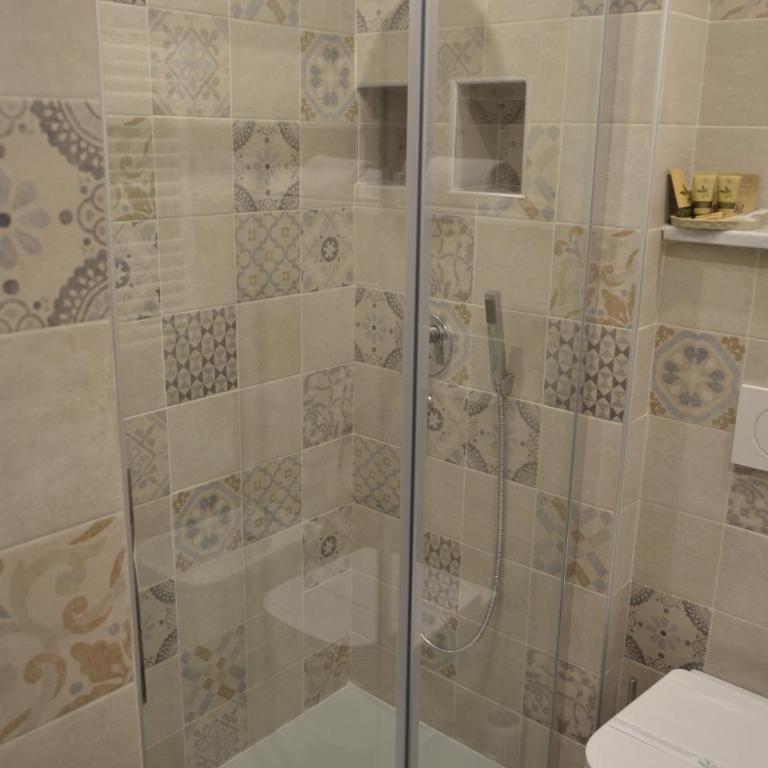 Mare dentro rooms - Camera Matrimoniale/Doppia con Letti Singoli con Bagno Privato - 18