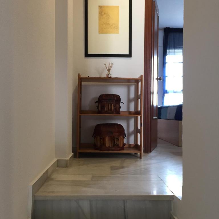 El Cortijuelo. Magnificent triplex terraced house with rooftop of 18m2, overlooking the sea. Parking - Vacation Home - 25